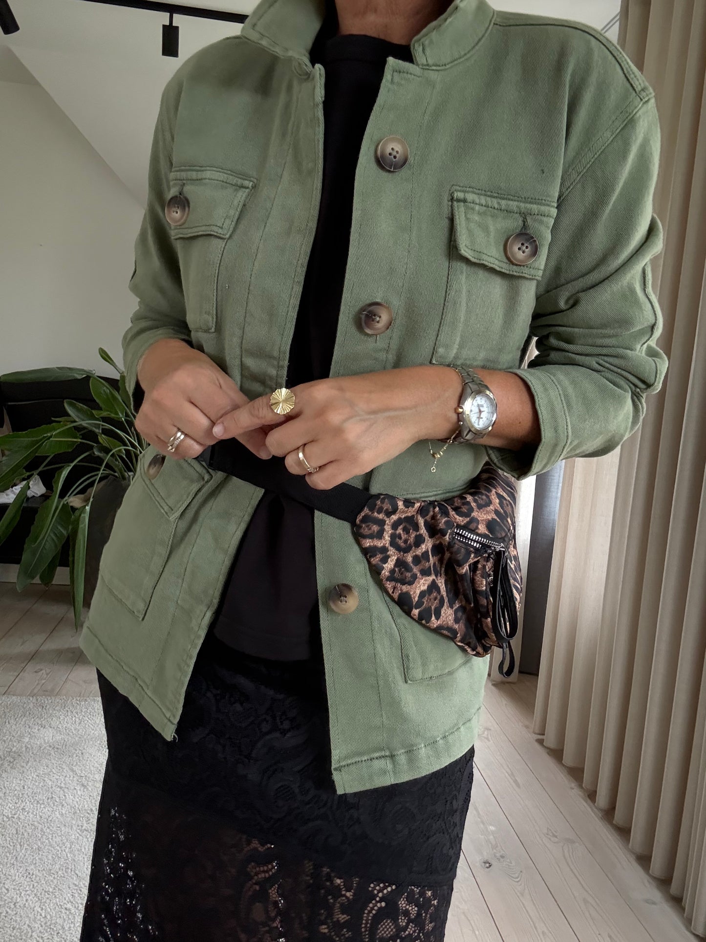 VILDE BUMBAG BLACK COLOUR