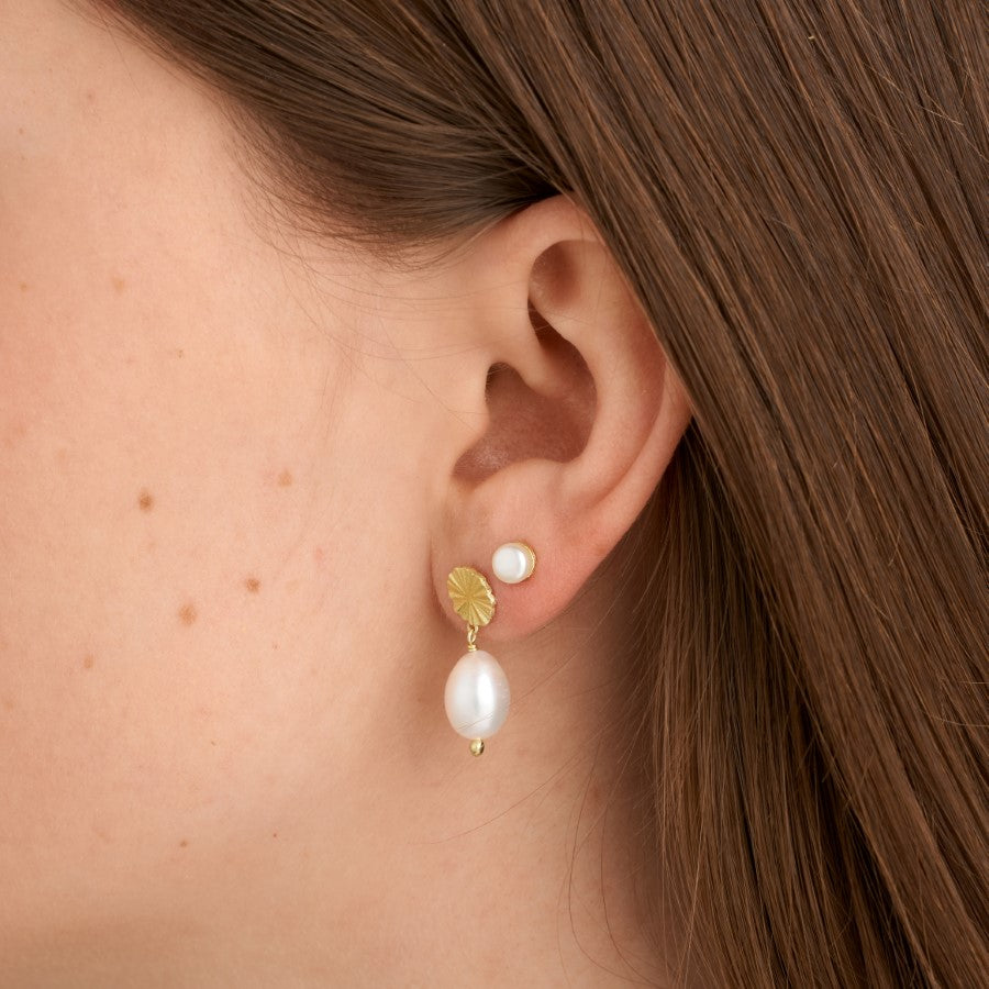 ØRERING MED PERLE PURE