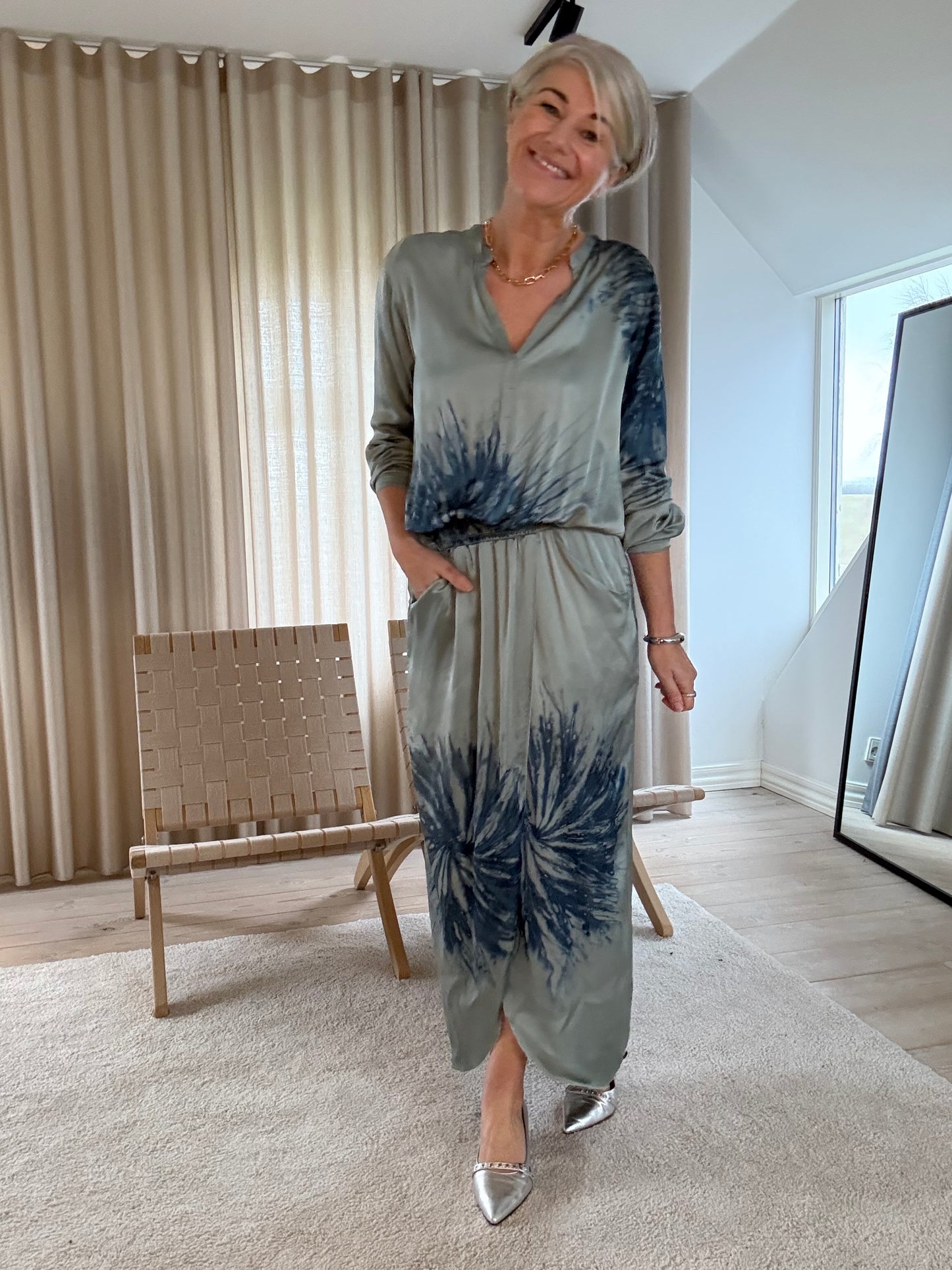 Vera Cartwheel Wrap Over Kjole