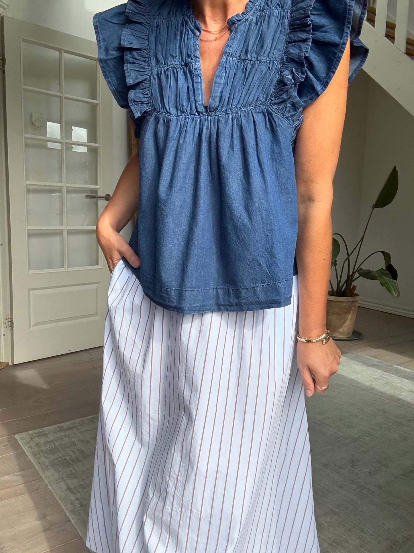 JAYLA DENIM TOP NEO NOIR