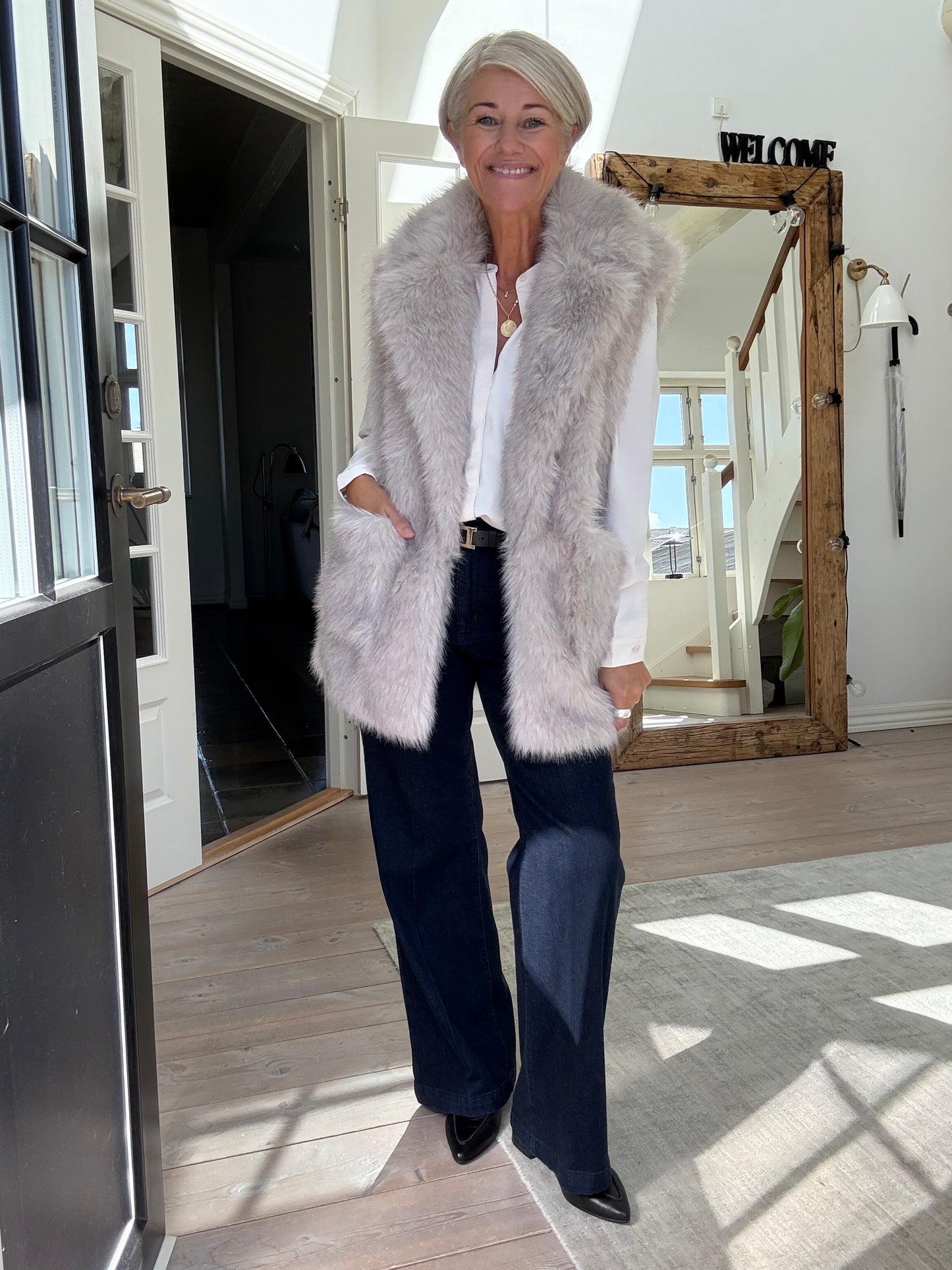 PLUSHY FAUX FUR VEST CPHM