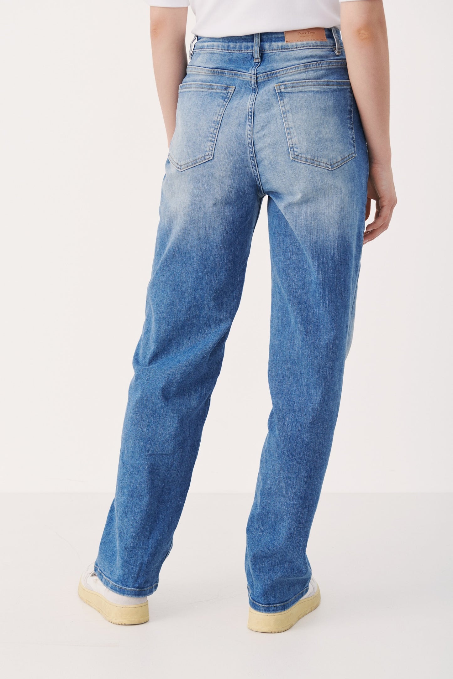 ESRAA JEANS PART TWO