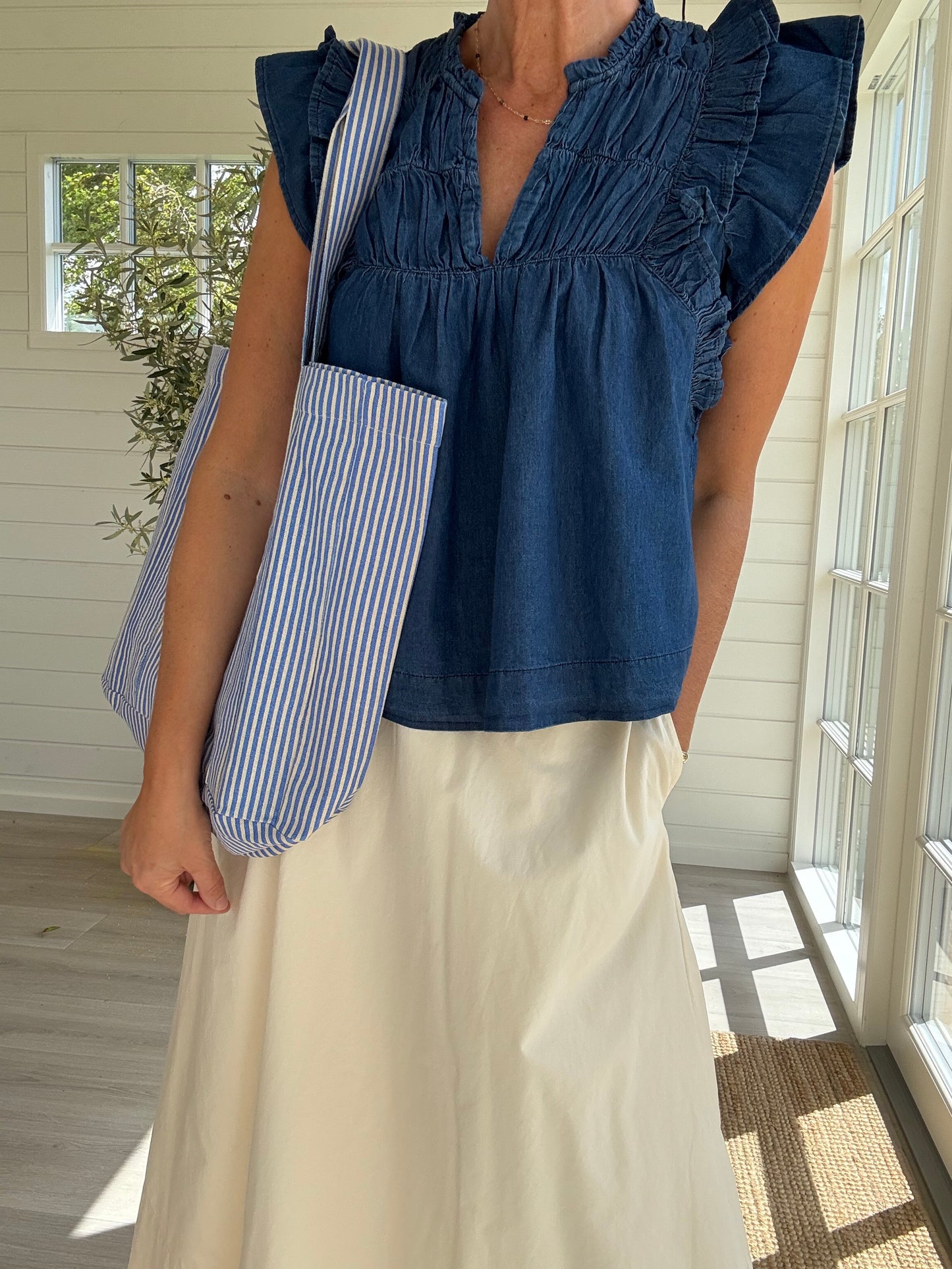 JAYLA DENIM TOP NEO NOIR
