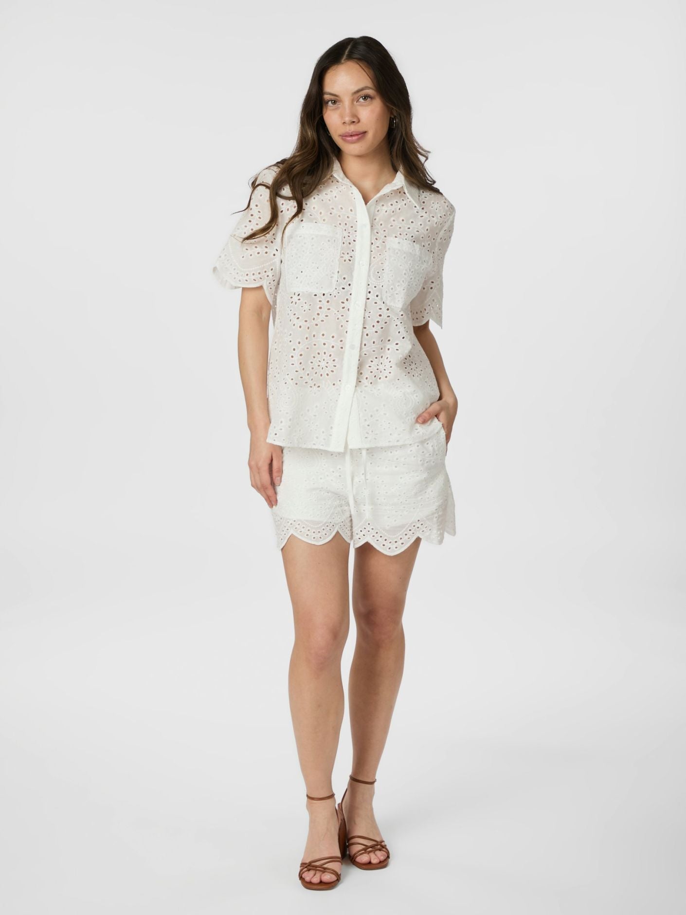 Senna Embroidery Shorts