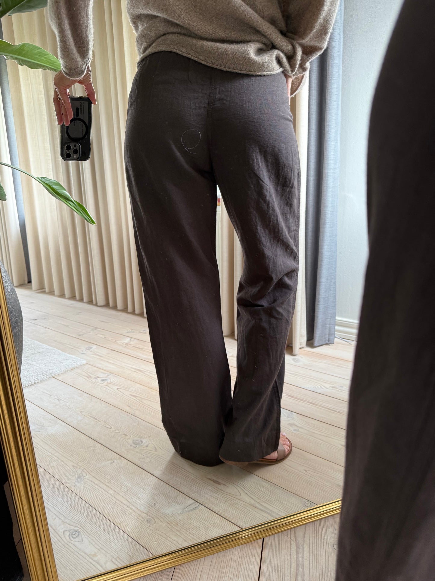 Sonar Linen Buks