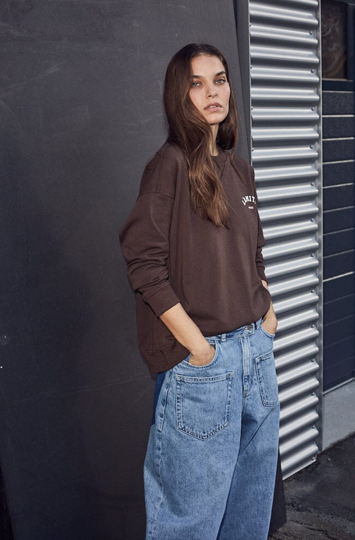 Mini Curve Logo Sweatshirt
