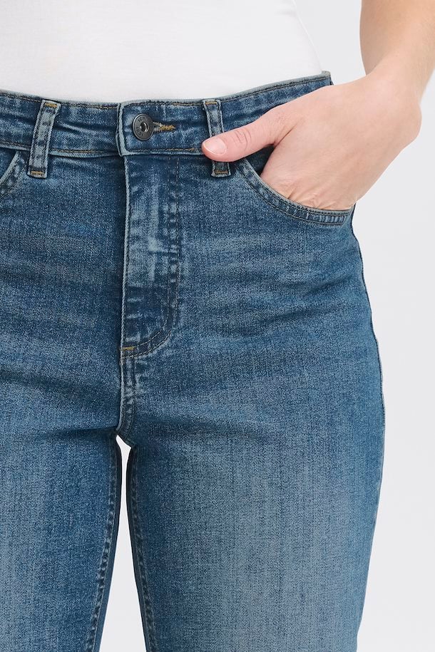 Twiggy Raven Jeans
