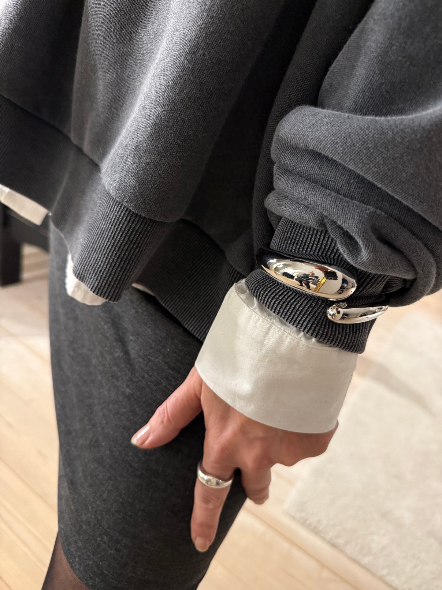 ISADORA ARMBÅND BLACK COLOUR