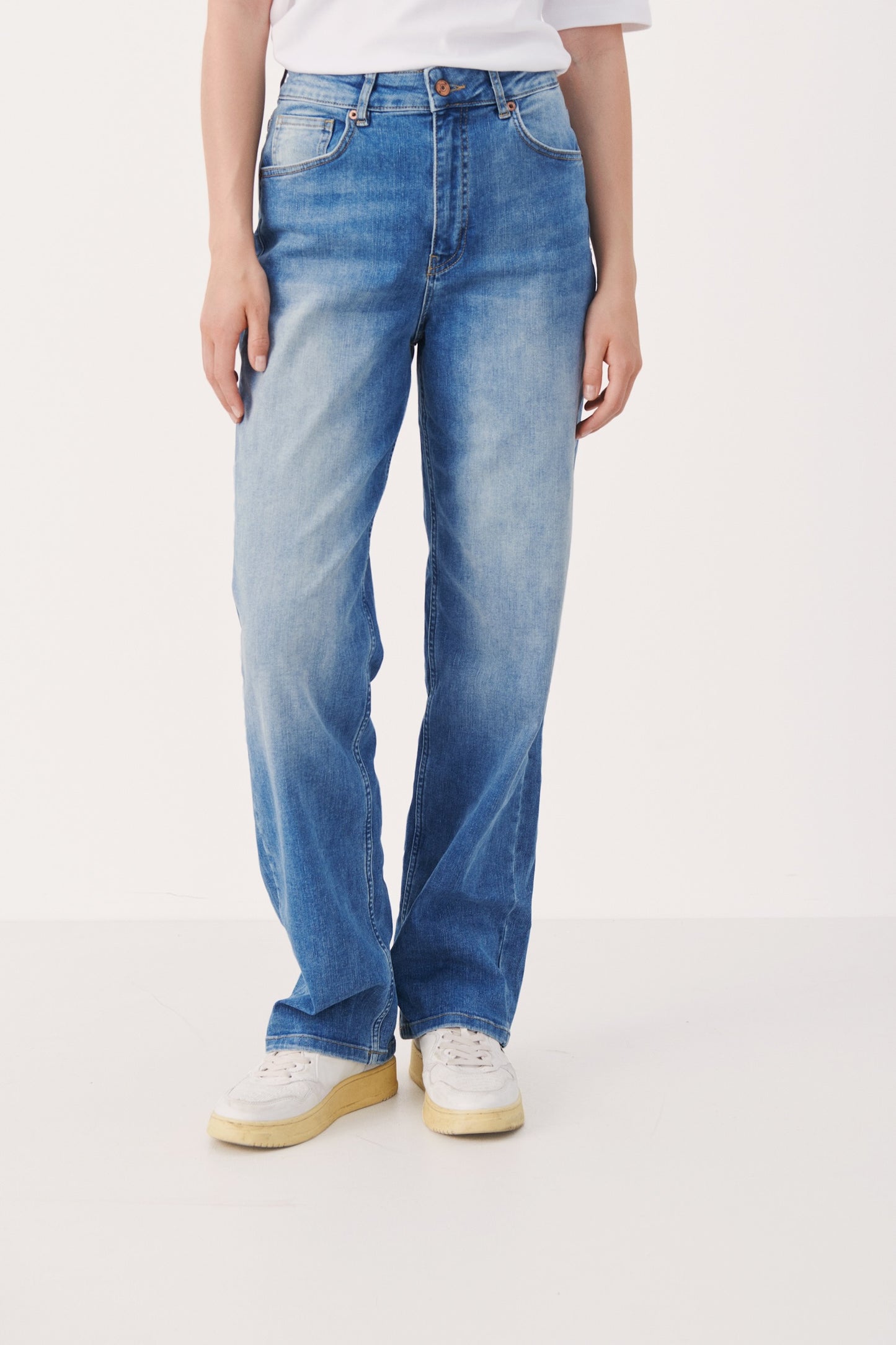 ESRAA JEANS PART TWO