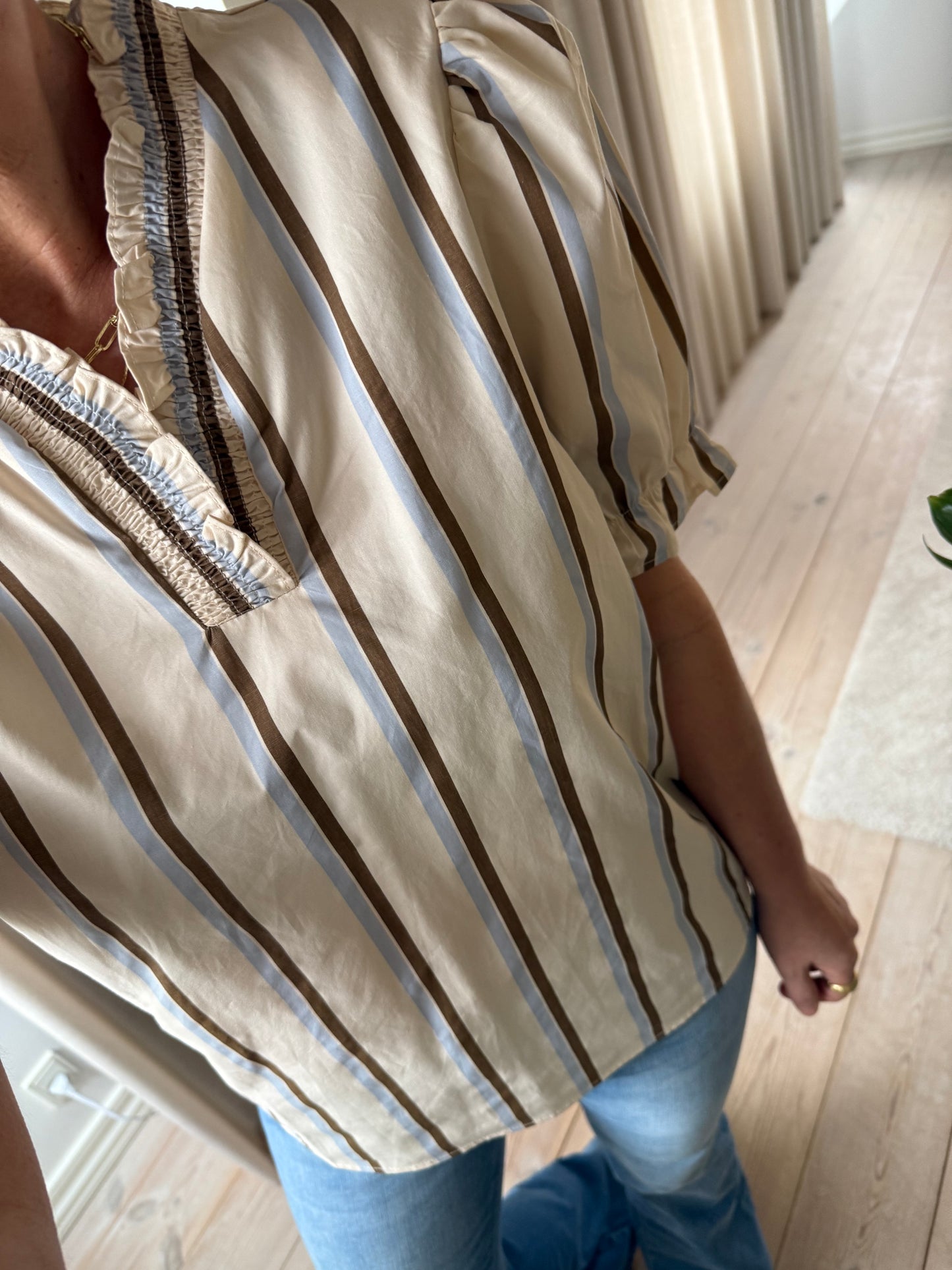 LAINA BLUSE ICHI