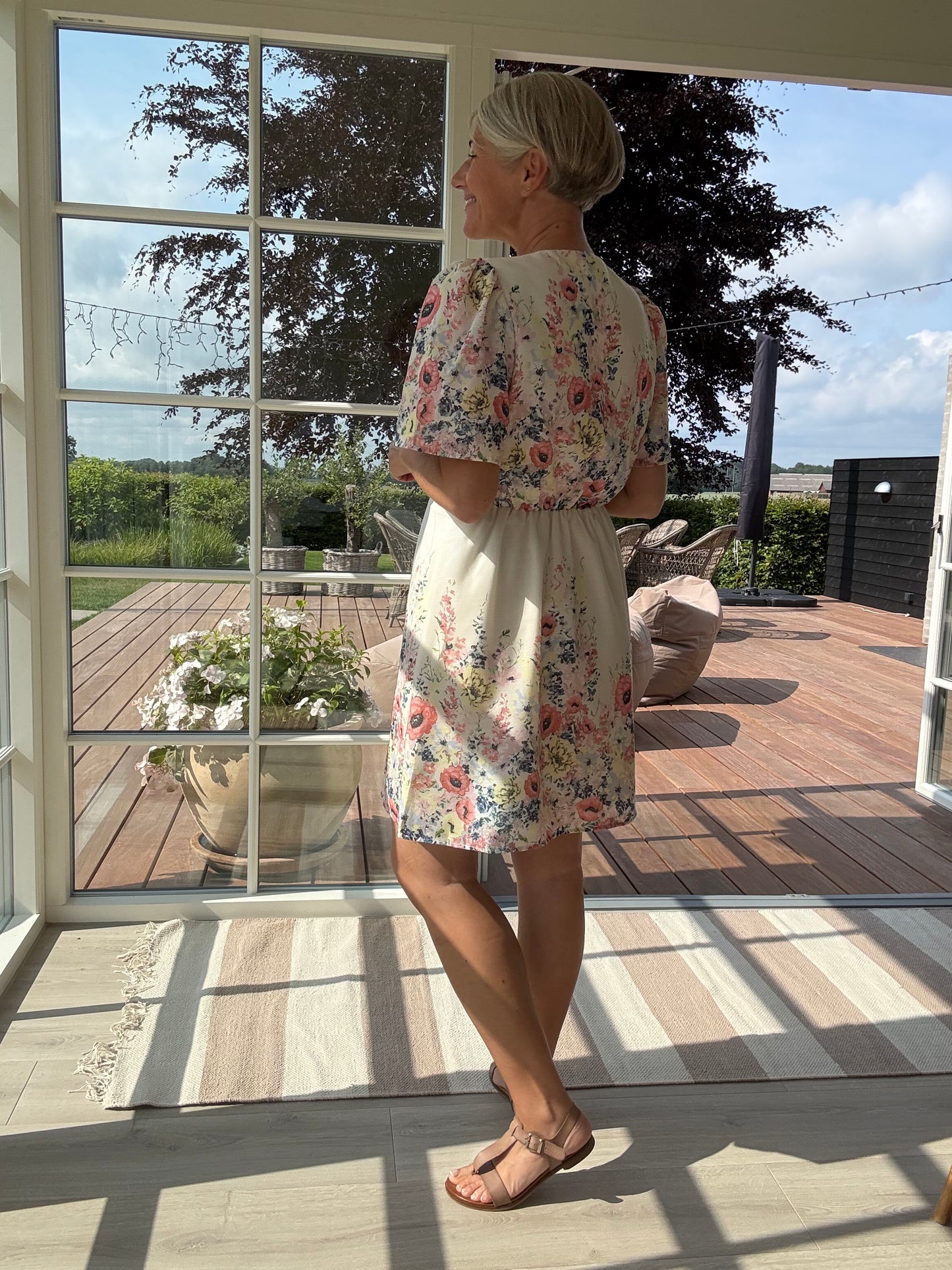Shena Kjole