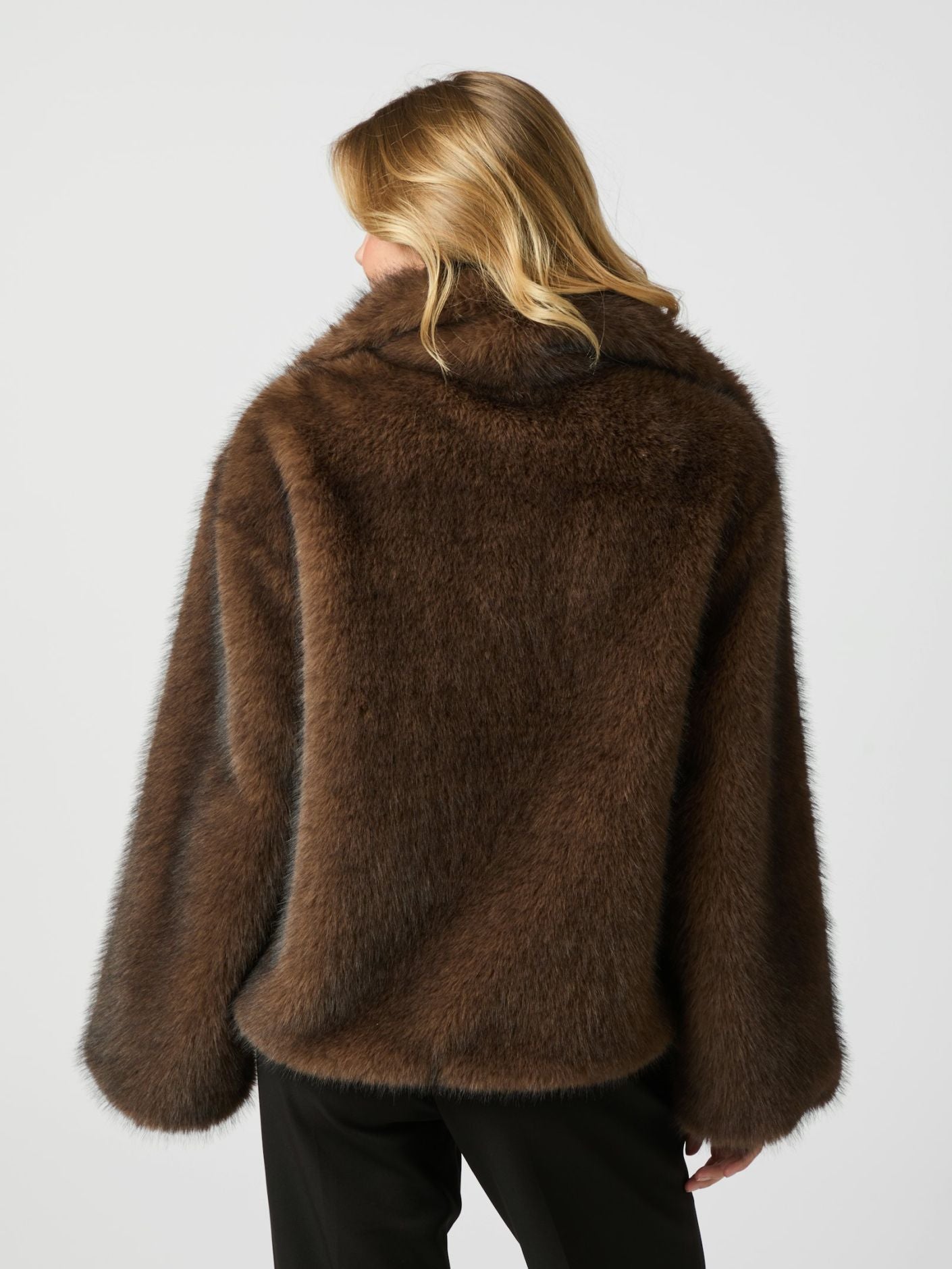 STEPHANIE FAUX FUR JAKKE NEO NOIR