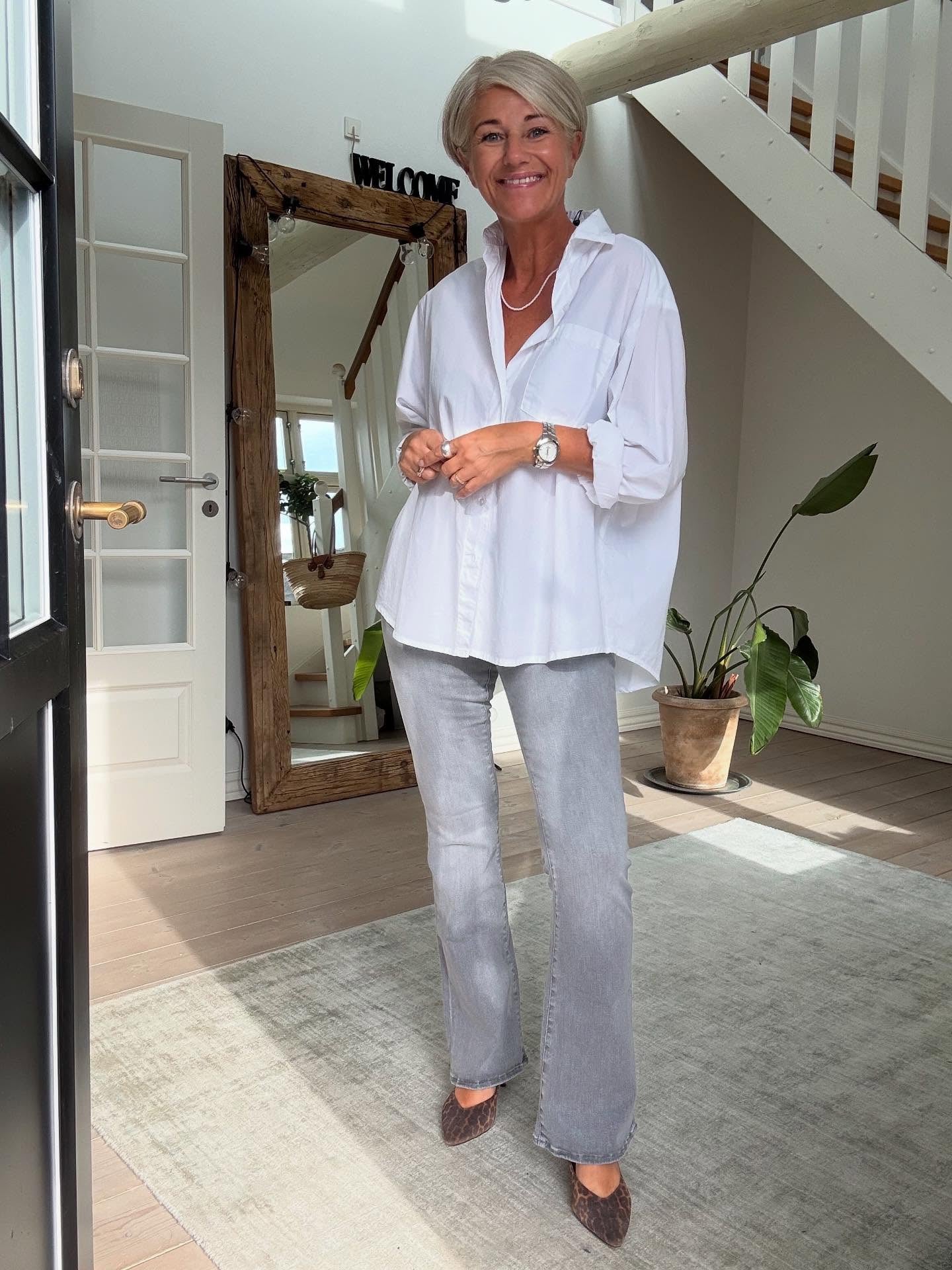 Celia Superslim Fit Flared Leg Jeans
