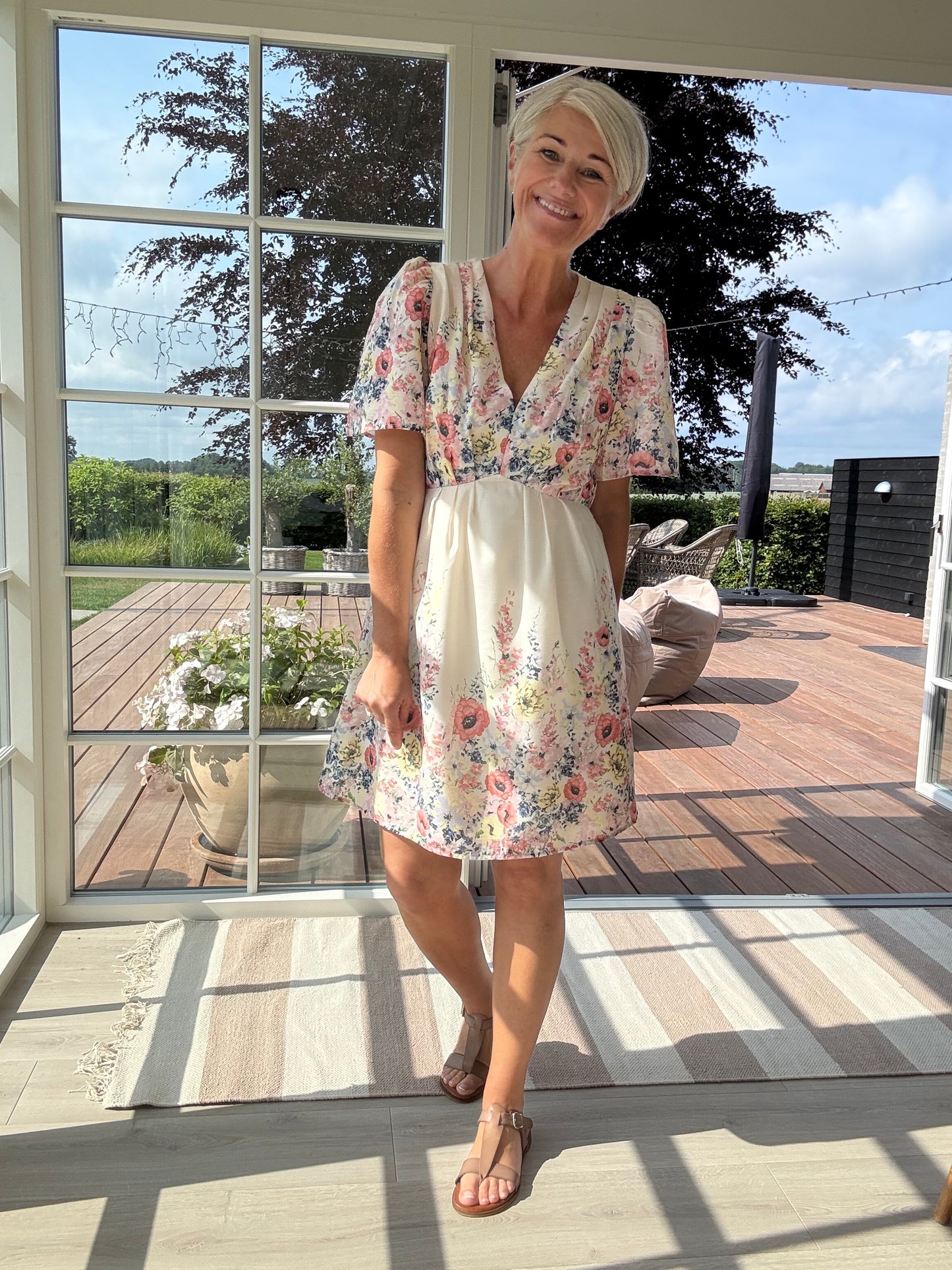 Shena Kjole