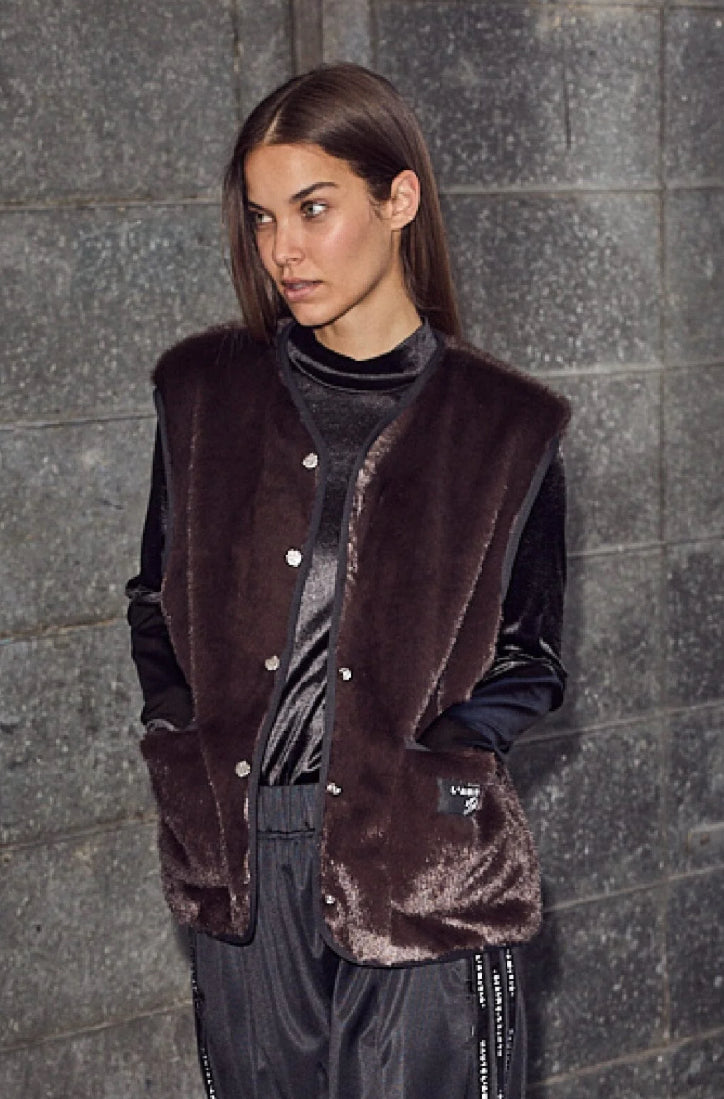 FUR TECH VEST HL