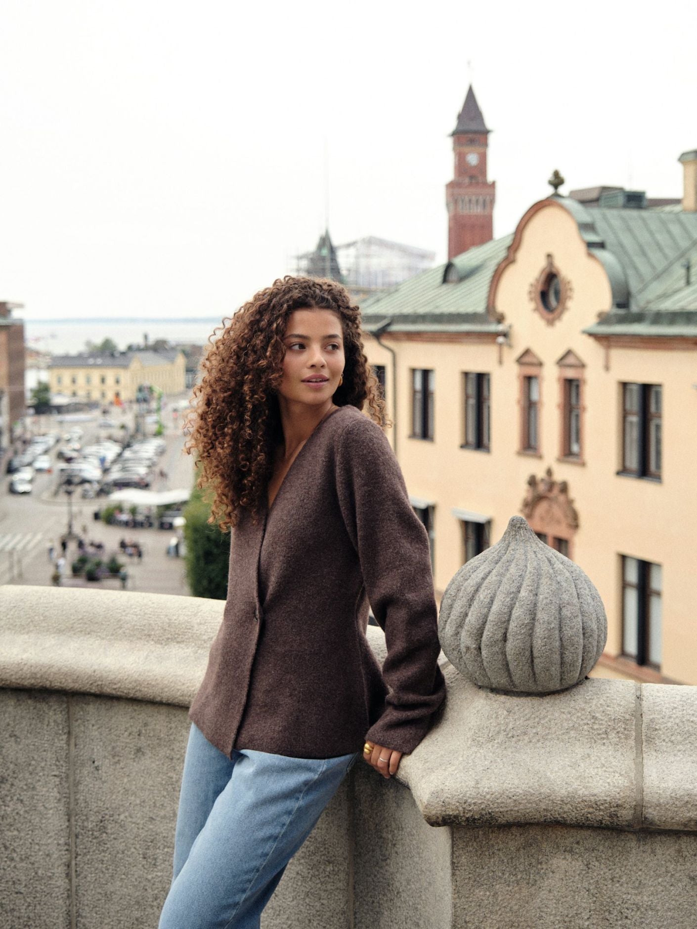MARIE LOUISE STRIK CARDIGAN NEO NOIR