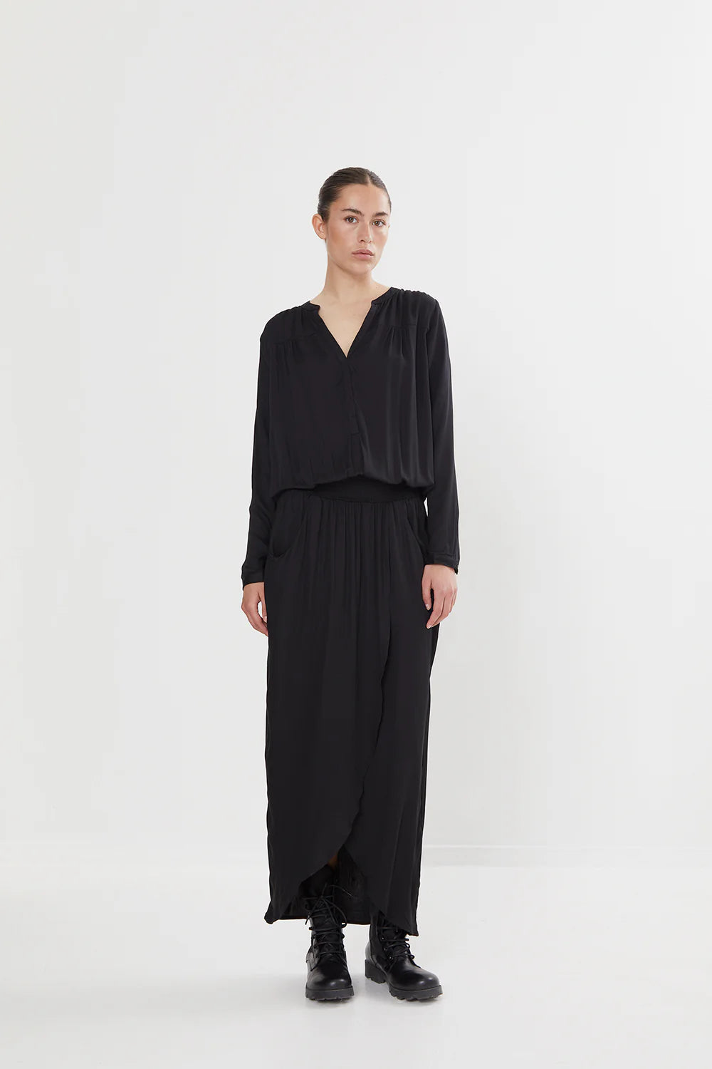 Vera Solid Wrap Kjole