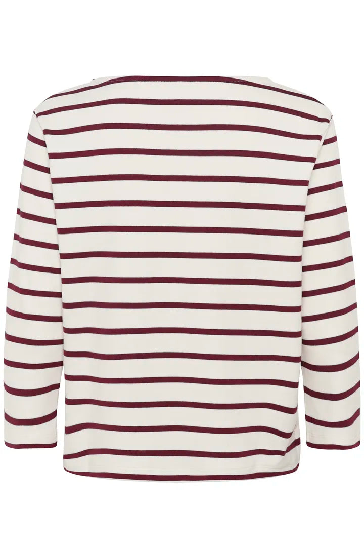 Nela T-Shirt