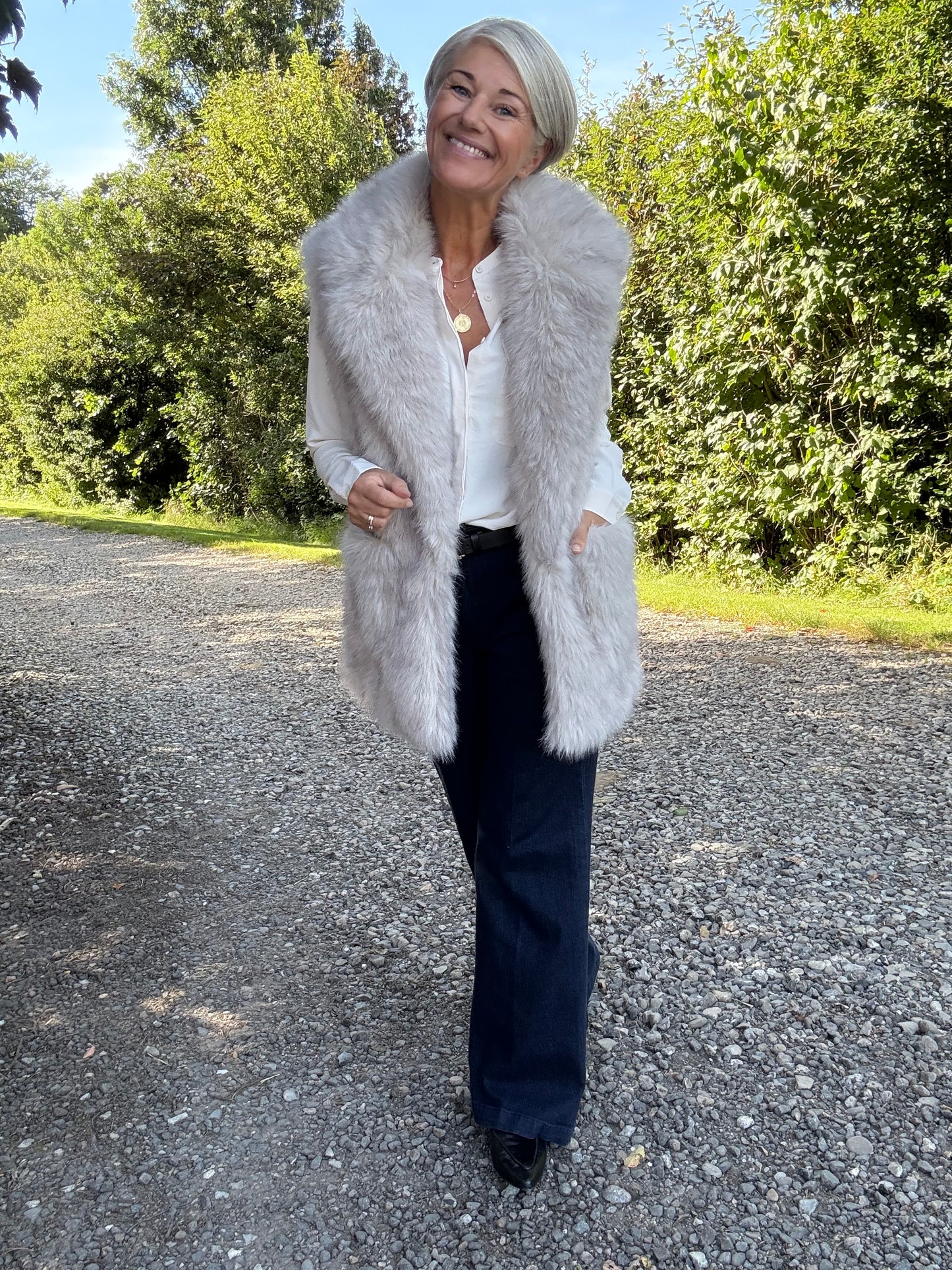 PLUSHY FAUX FUR VEST CPHM