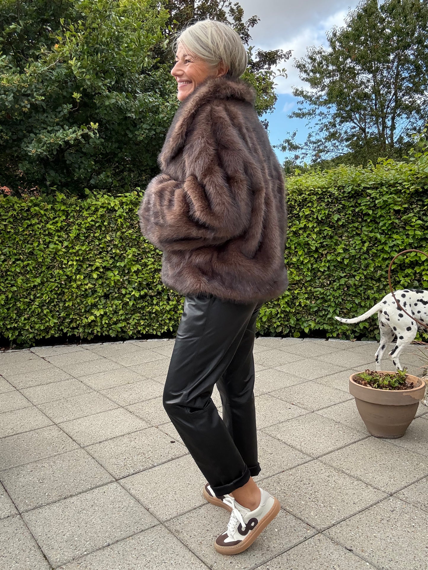 STEPHANIE FAUX FUR JAKKE NEO NOIR