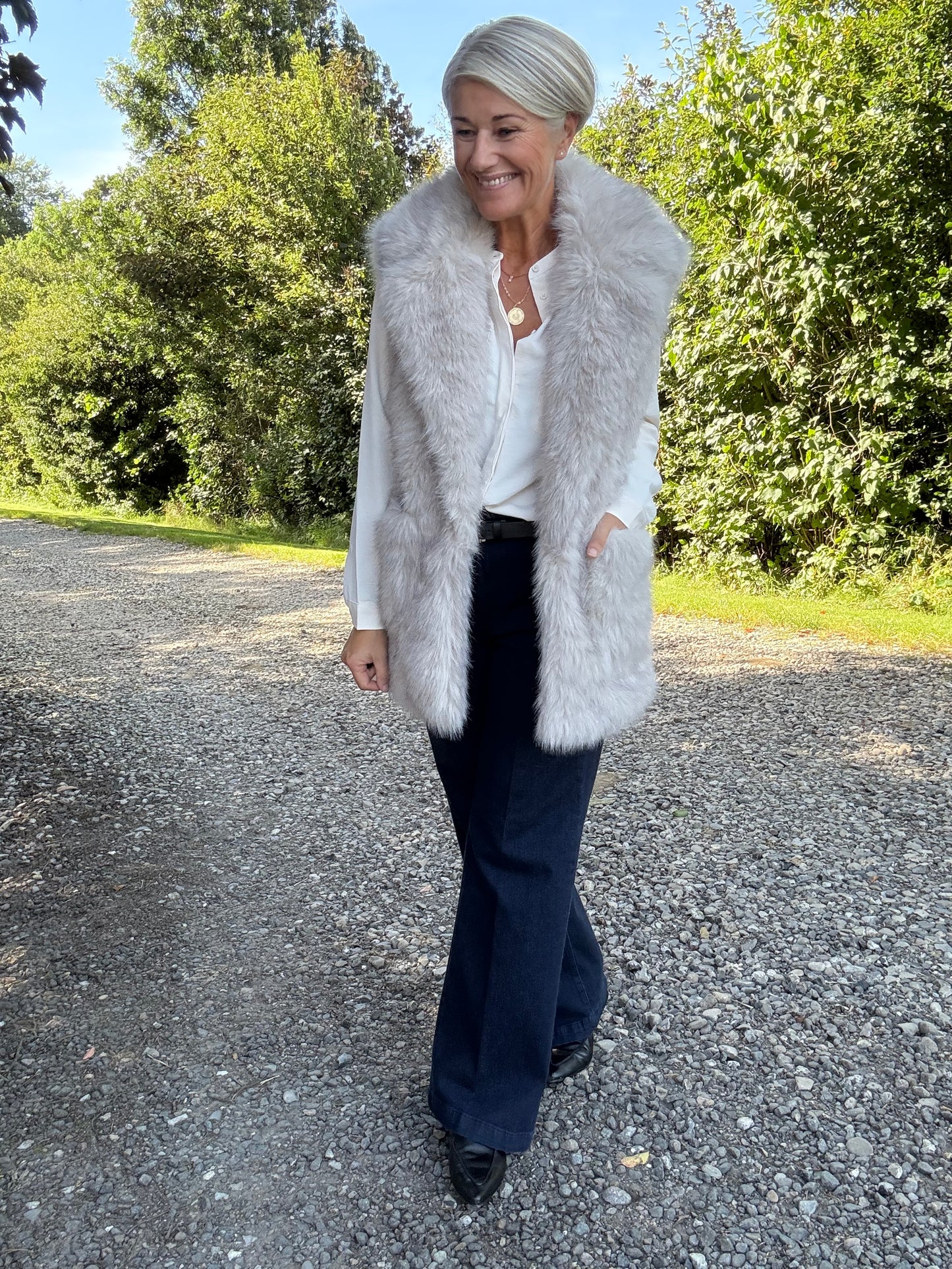 PLUSHY FAUX FUR VEST CPHM
