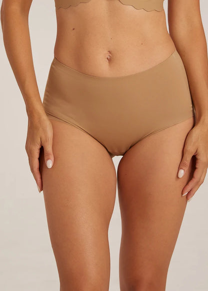 INVISIBLE HIGHWAIST MAXI TRUSSER SKIN FEMIFEMME