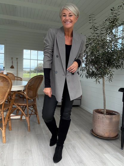 NICOLE LOW TRIANGLE BLAZER HLT