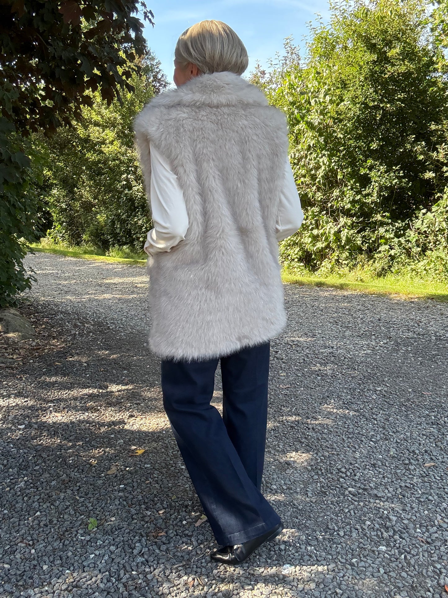 PLUSHY FAUX FUR VEST CPHM
