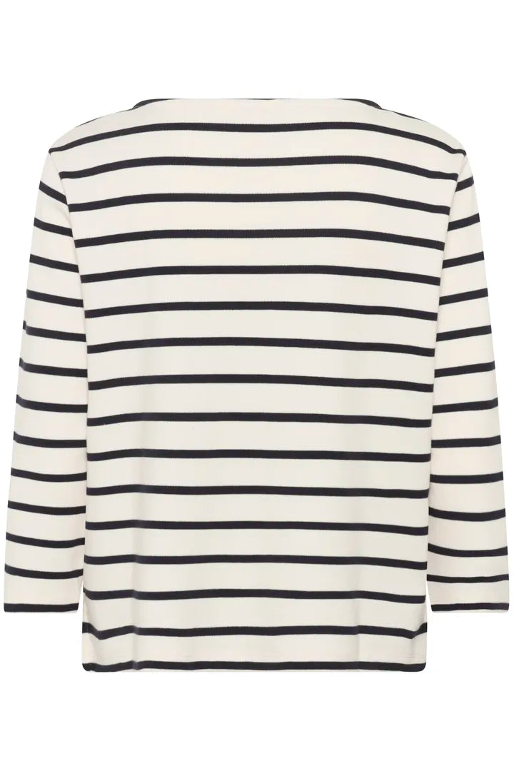 Nela T-Shirt
