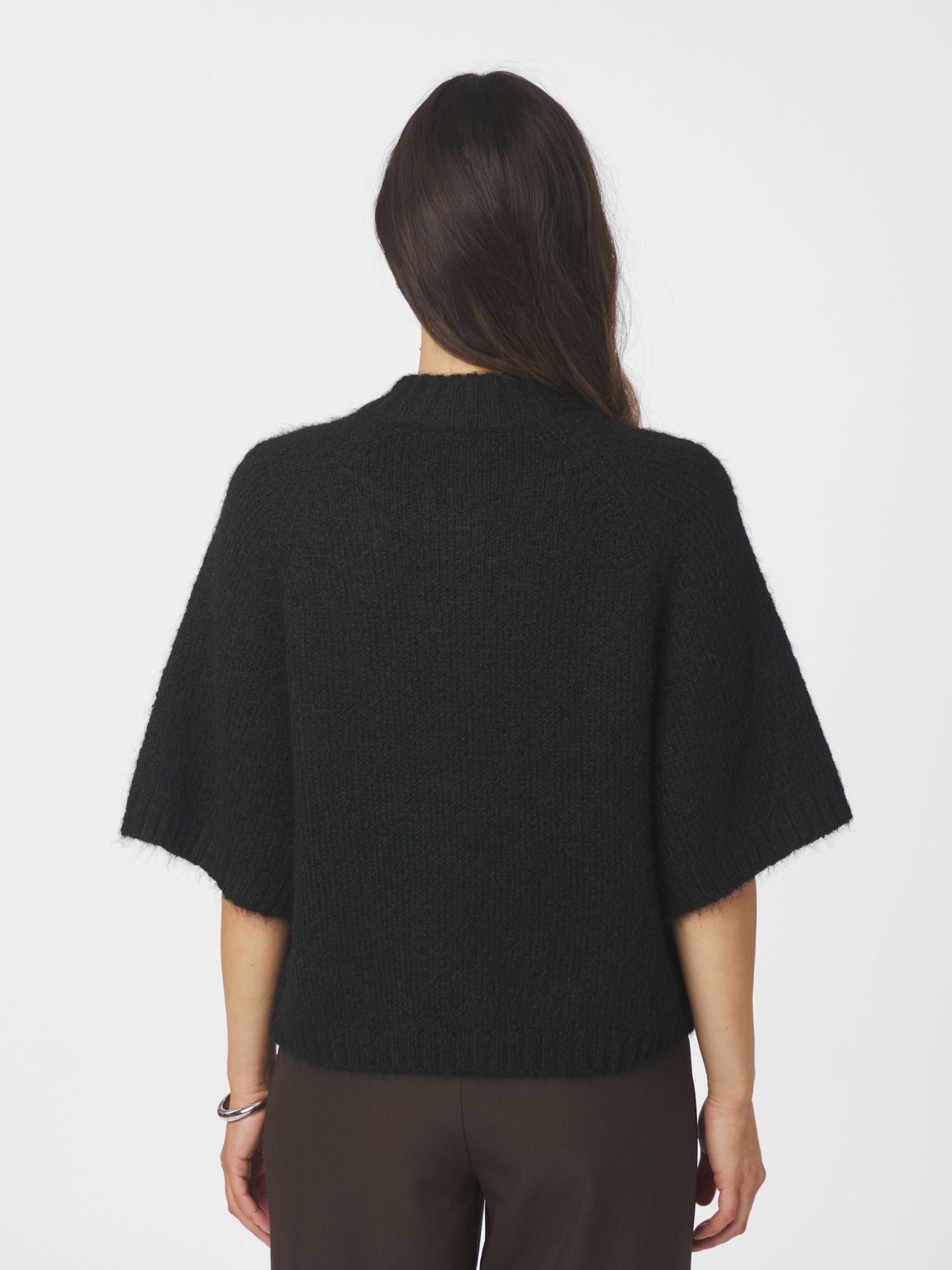 BENUTA FLUFFY KNIT CARDIGAN NEO NOIR
