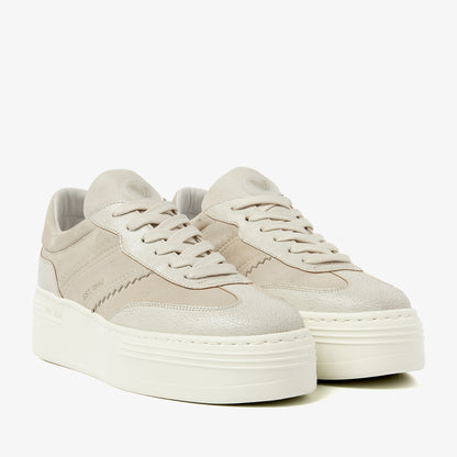 Isa Rue Sneakers