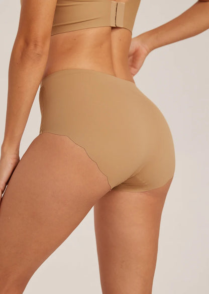 INVISIBLE HIGHWAIST MAXI TRUSSER SKIN FEMIFEMME