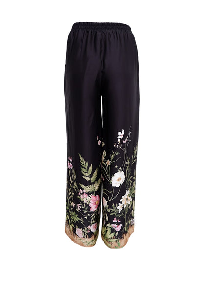 ZENNIA BUKS BLACK COLOUR