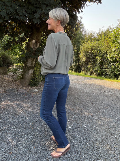 Celia Straight Fit Jeans