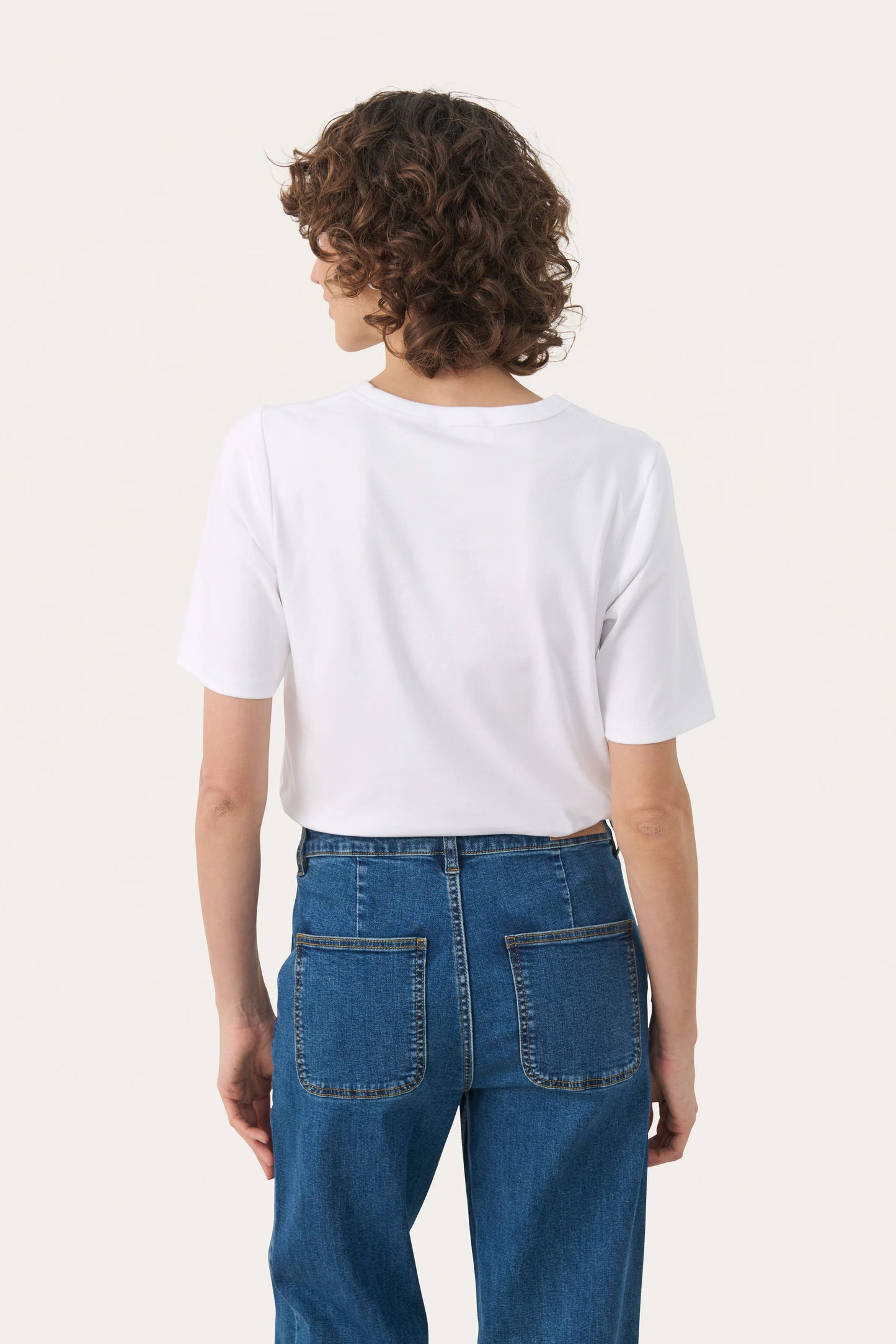 Ratana T-Shirt New