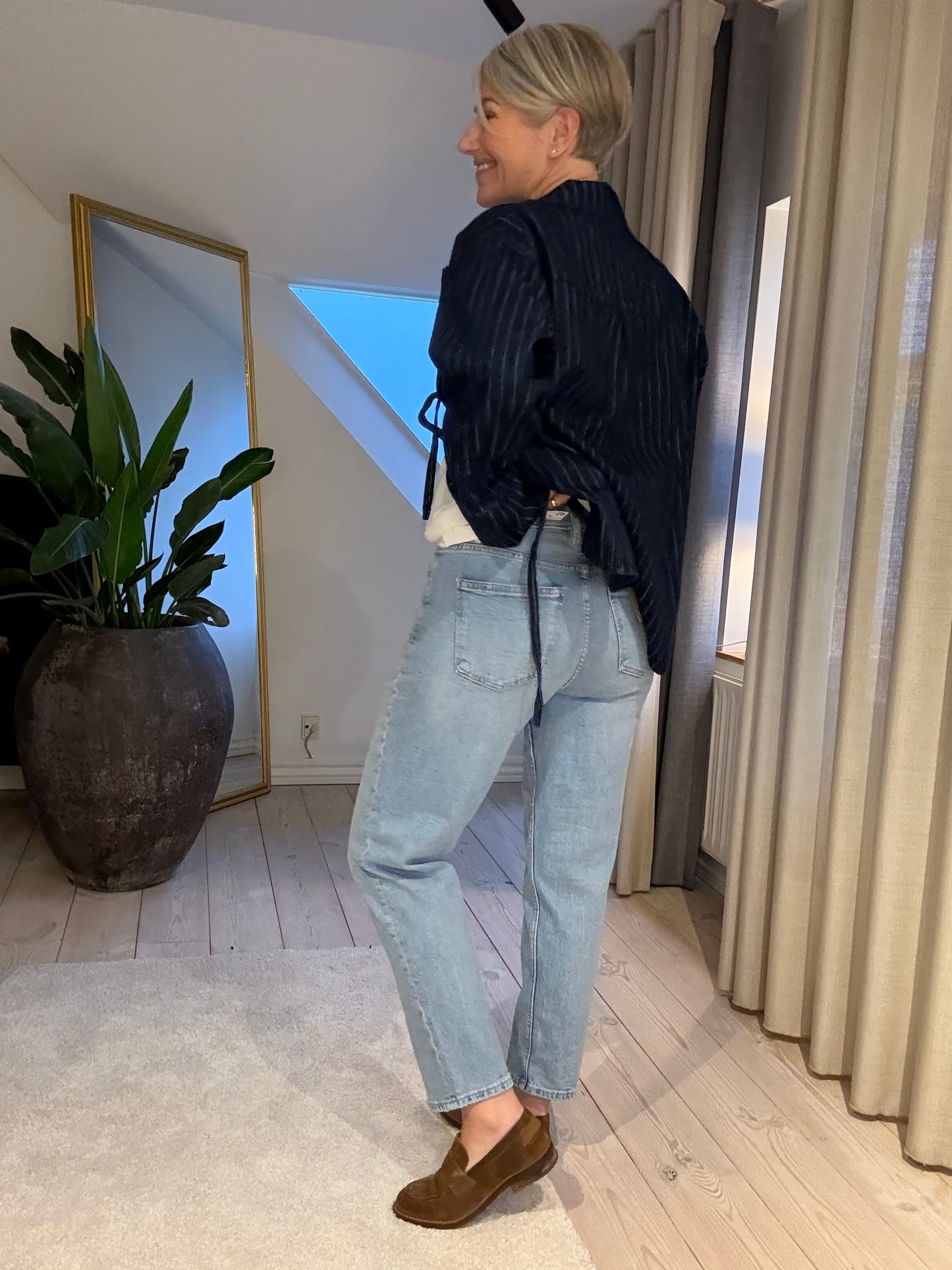 Isabella Mom Fit Jeans