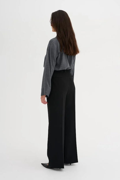 Tailored Buks
