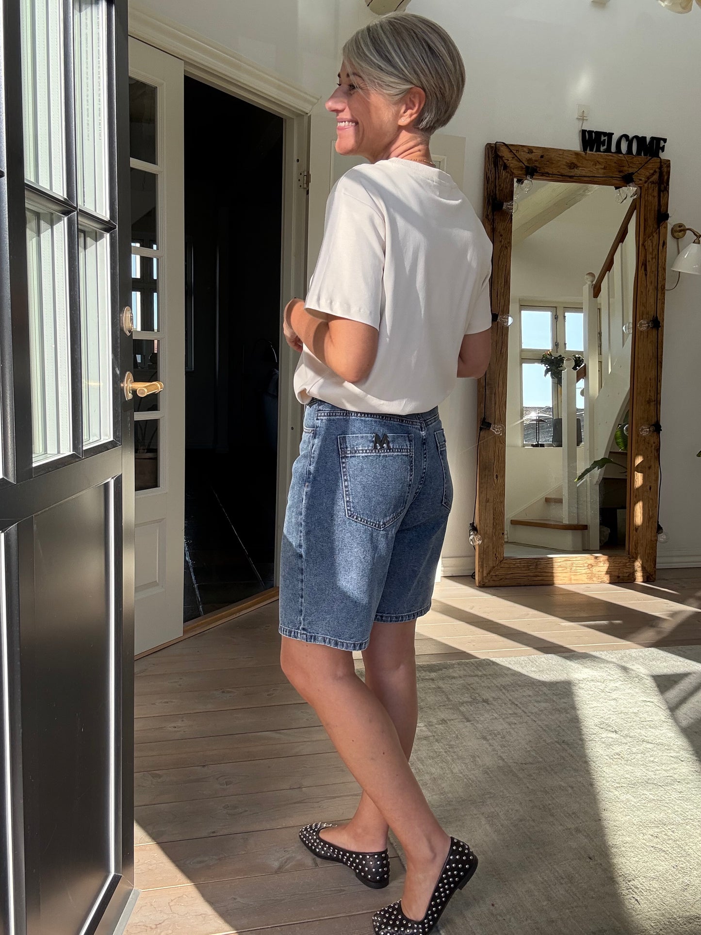 Anne T-Shirt