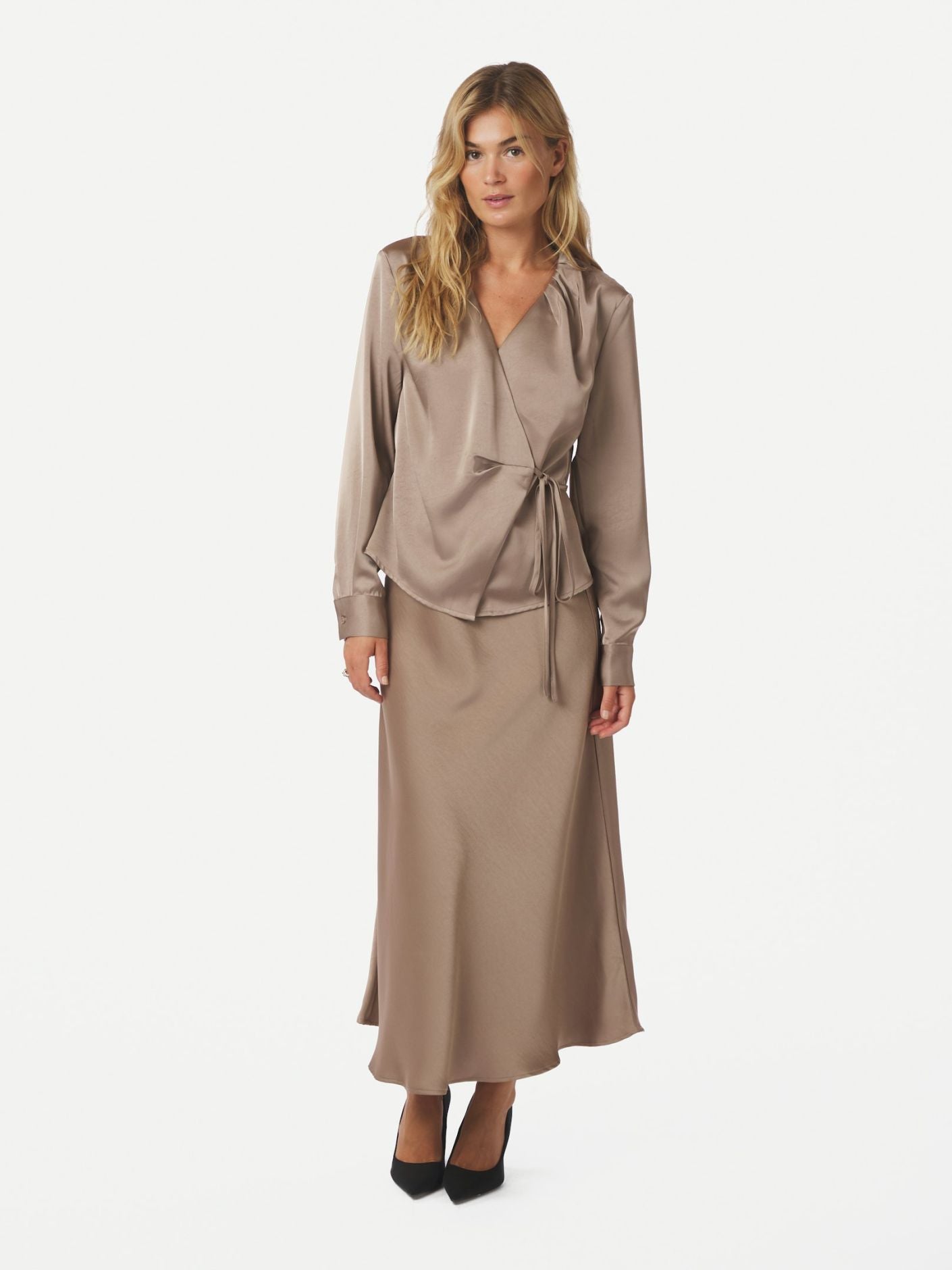 CAPRINA HEAVY SATEEN BLOUSE