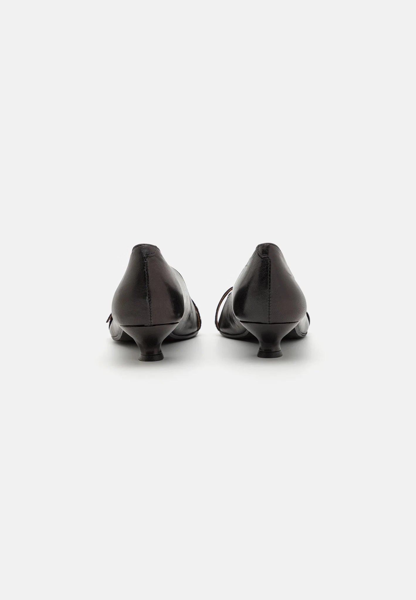 ARIAN STILETTER PAVEMENT - LifeStyle Hedensted