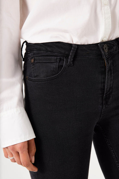 CELIA STRAIGHT FIT JEANS GARCIA - LifeStyle Hedensted