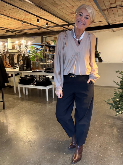 CHLOE SCARF W. MAGNETIC PEARL T&S - LifeStyle Hedensted