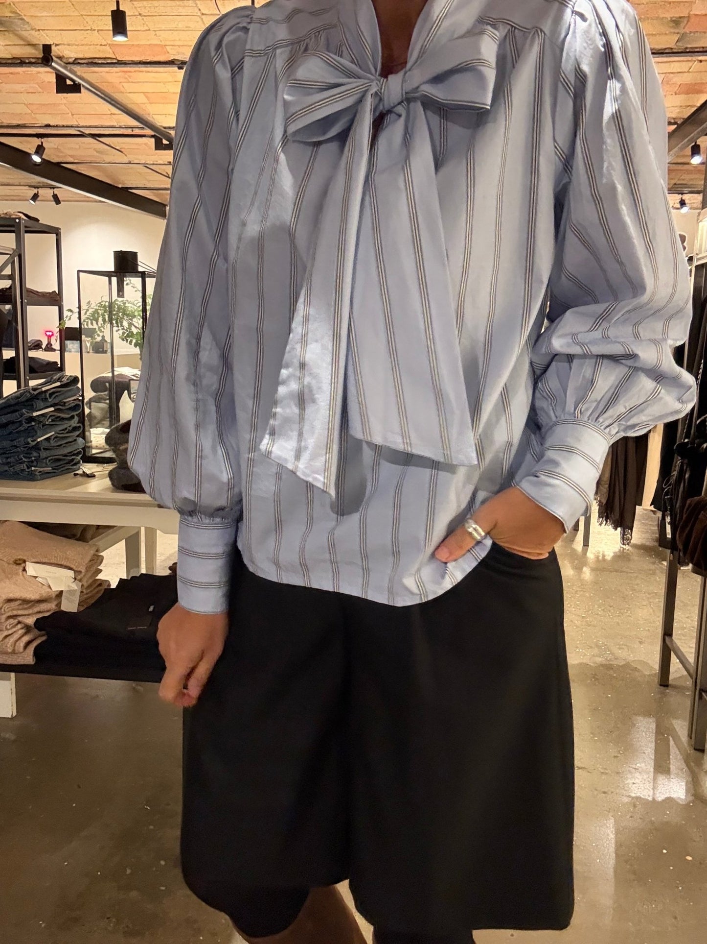 JAZ BOW STRIBET BLOUSE NN - LifeStyle Hedensted
