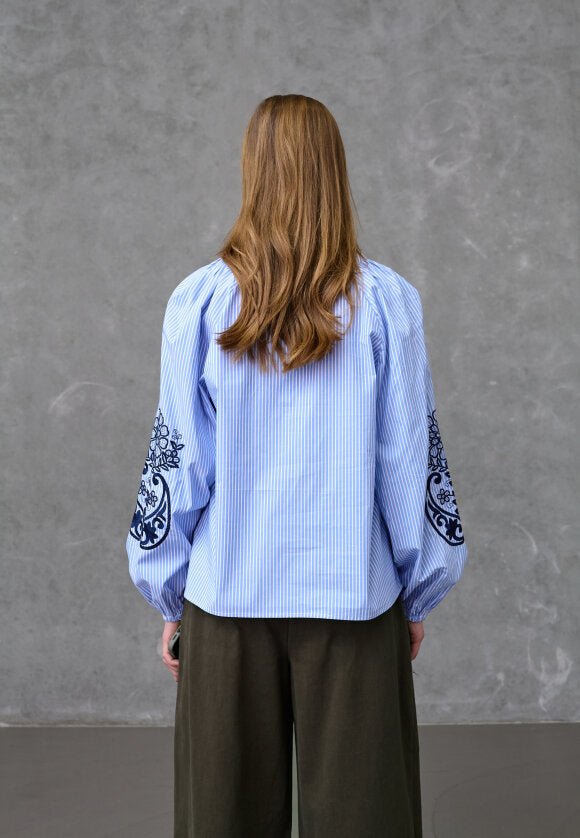 LOVE1529 SKJORTE M. BRODERI L&D - LifeStyle Hedensted