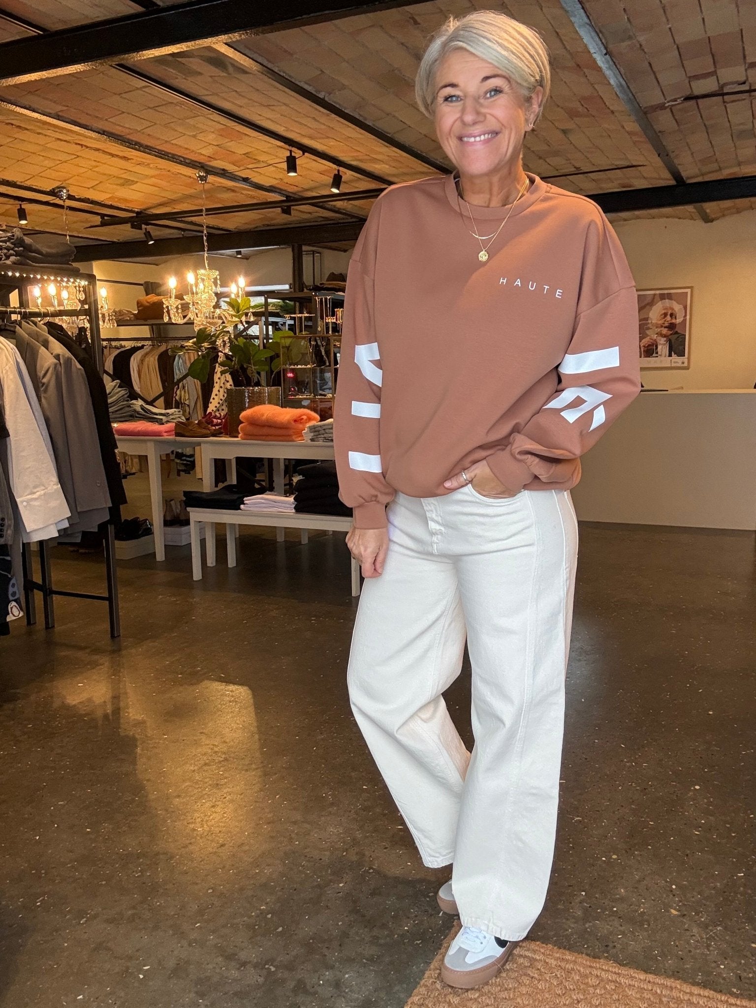 MAXI SPLIT LOGO SWEAT HL - LifeStyle Hedensted