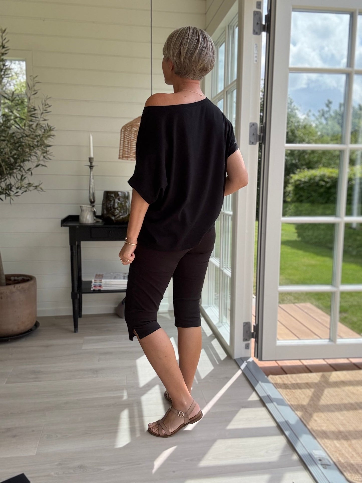 RENATA CAPRI SHORTS PART TWO - LifeStyle Hedensted